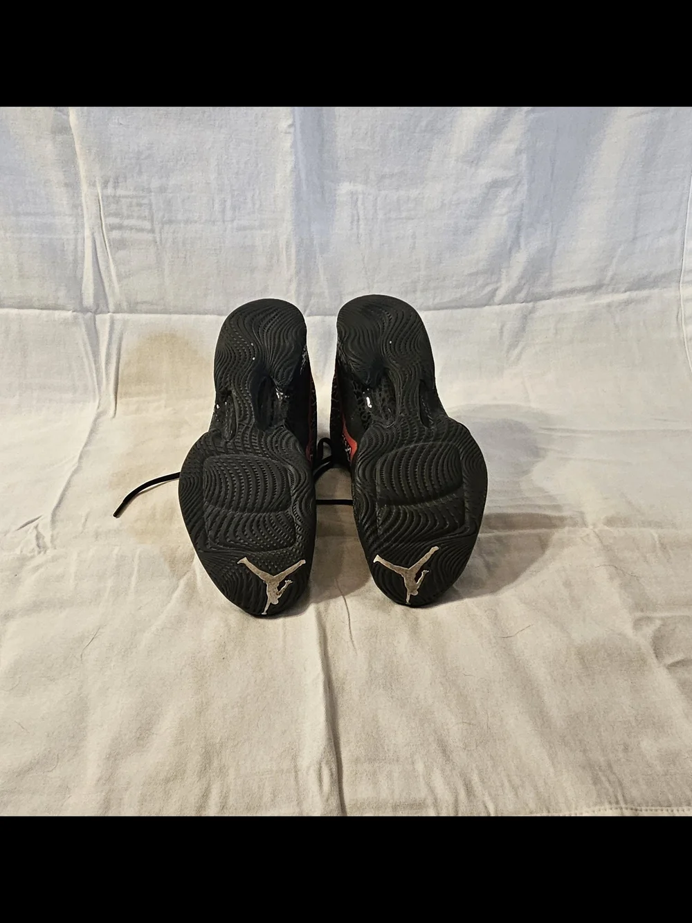 Air Jordan XX9 Men’s Black and Red Athletic Basketball Shoes with Elephant Print